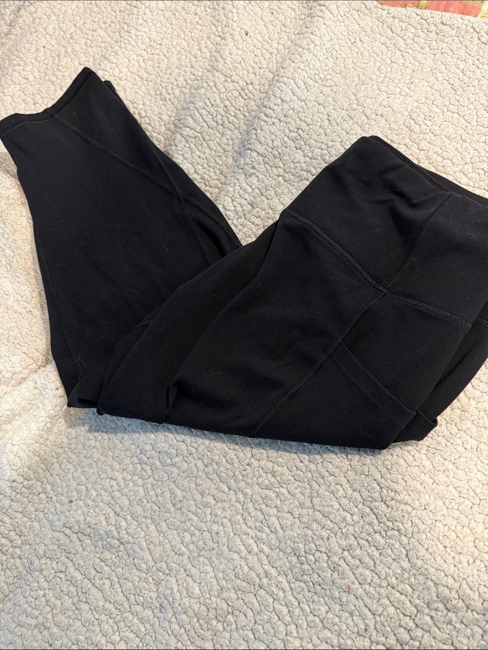 Heathyoga Black High-Rise Performance Leggings